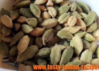 green-cardamoms