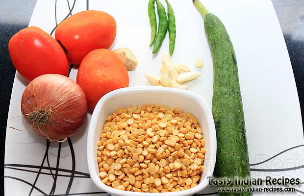 Ingredients for making Turai Chana Dal Ingredients for making Turai Chana Dal