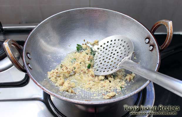 Cooking Onion Paste in Pan