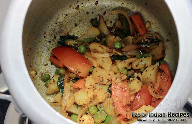 Cooking Vegetables with spices Cooking Vegetables with spices